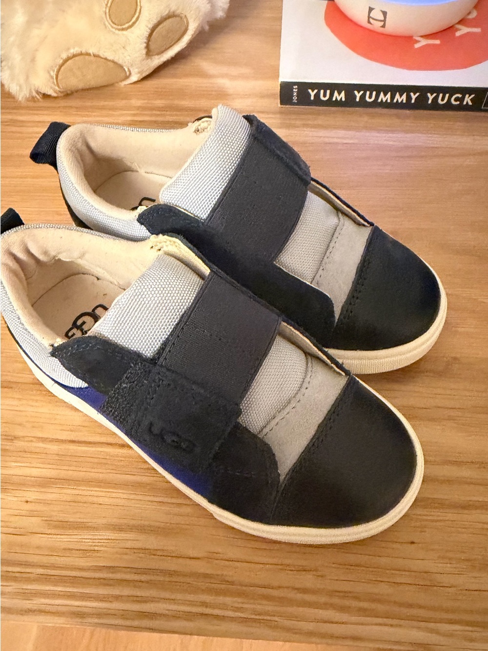 UGG Rennon Sneaker NEW 10
